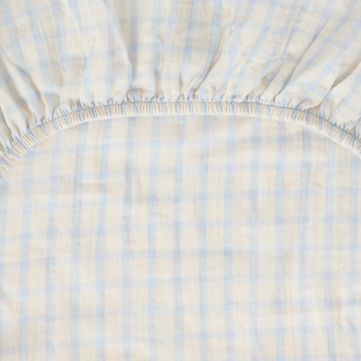 Hoeslaken - Muslin Fitted Sheet Junior - 70x140 - Biologisch katoen mousseline - Gingham Sky Blue - Garbo & Friends