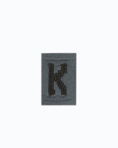 Gebreide letter vlaggetjes A-M - Knitted Letters - Blauwe tinten - SmallStuff