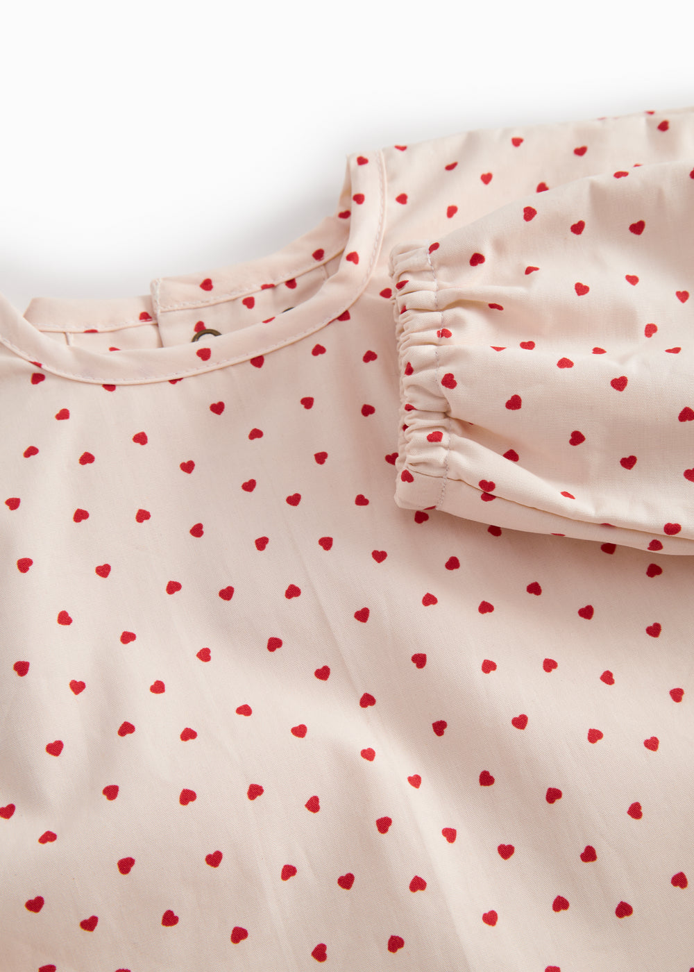 Lätzchen mit langen Ärmeln - Apron LS - Baumwolle - Happy Hearts/Herzen - MarMar Copenhagen