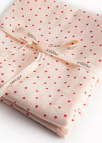 Hydrofiele doeken Ada - 65x65cm - 2 pack - Biologisch katoen mousseline - Happy Hearts/Hartjesprint - MarMar Copenhagen - verpakking