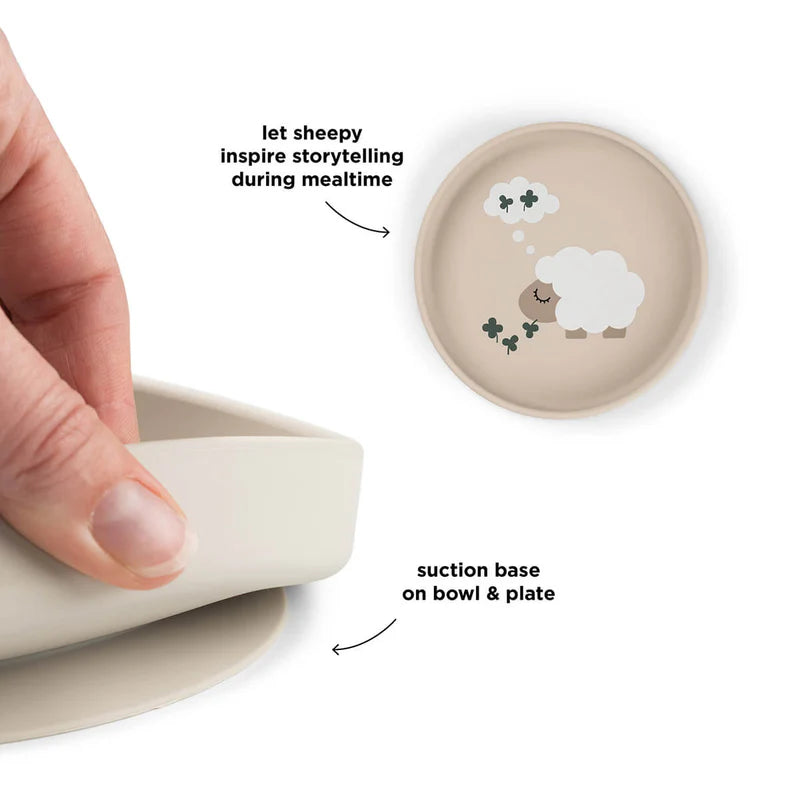 Zuignap bord - Silicone Stick&Stay plate - Tiny farm - Sand - Done by Deer - productfoto - afbeelding 3