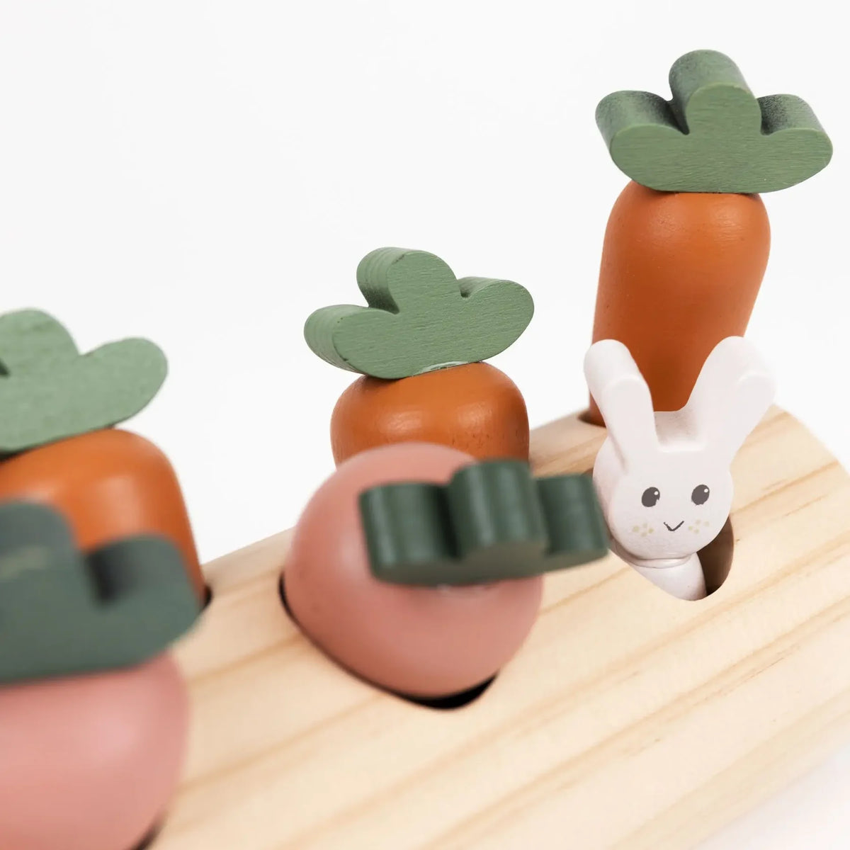Boomstam Konijn en Groenten – Houten moestuin speelgoed met konijntjes – Egmont Toys
