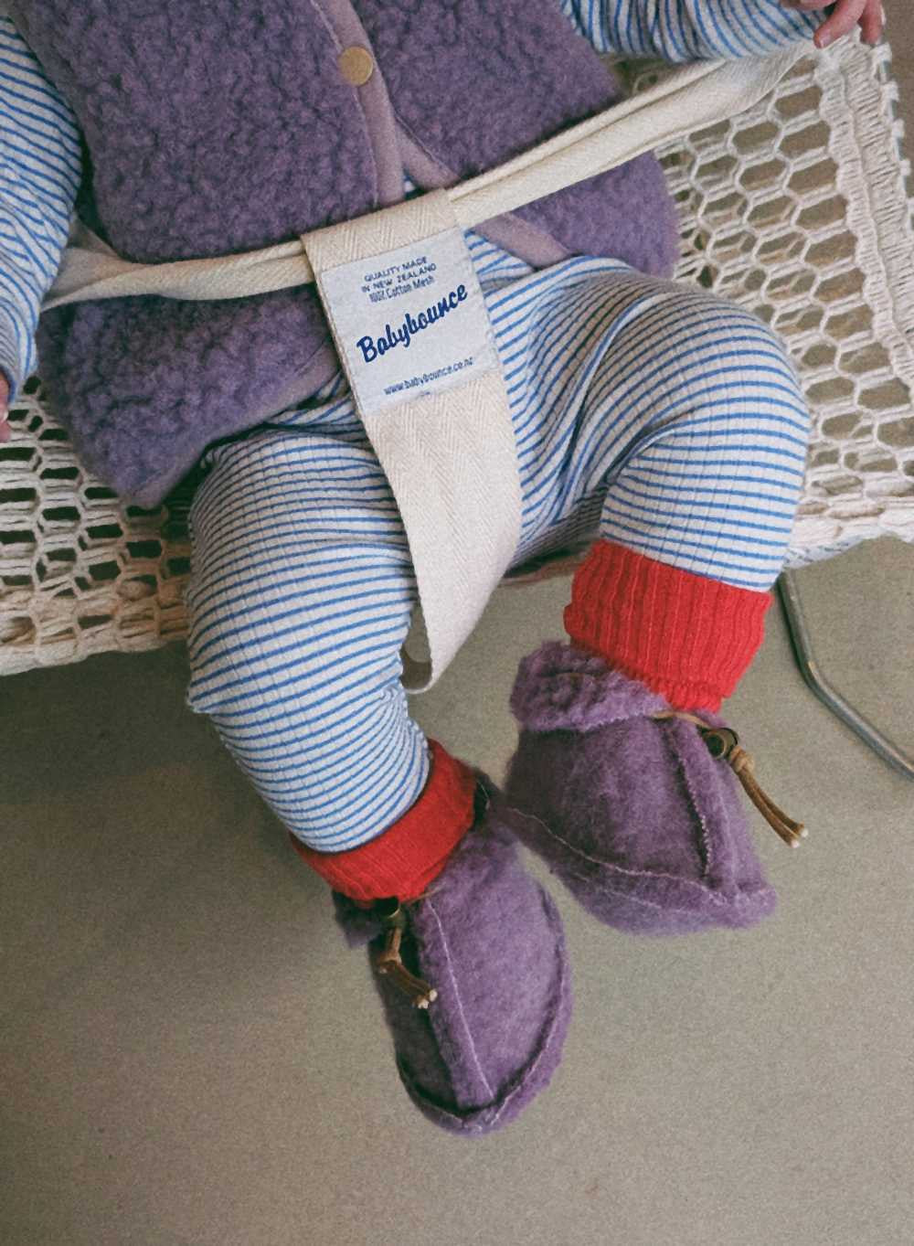 Emo Babyslofjes Lilly – Chaussons pour bébé en laine – Violet – 100 % laine – Alwero