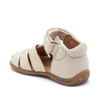 Leren sandaal - Gesloten teen - Linnen/wit - Bisgaard - productfoto - afbeelding 3