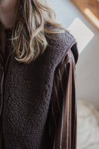 Camino Gilet – Choco Martini Light – Gilet court femme en 100 % laine – Alwero