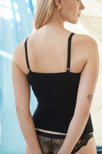 The Seamless Top Black (2-pack) – Seamless Maternity and Nursing Top with Nursing Clips – Atelier Melon
