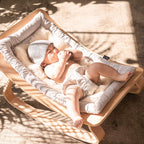 Sheepskin for LEVO Baby Rocker - 100% Merino Schapenvacht - Charlie Crane x Binibamba - productfoto - afbeelding 2
