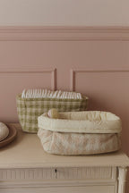 Quilted Basket – Gewatteerde opbergmand – Matcha & Rose – 30 × 20 × 20 cm – Lorena Canals