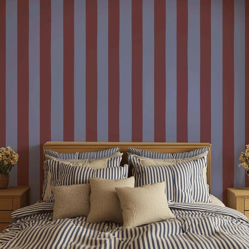 Brede Strepen Bordeaux Blauw – Atelier Chien: collage of the wallpaper in various room angles.