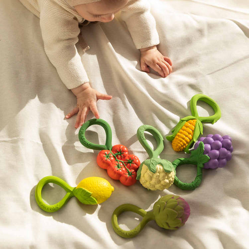 Bloemkool rammelaar & bijtring - 0+ jaar - Cauliflower Rattle Toy - Natuurrubber - Oli & Carol - productfoto - afbeelding 3