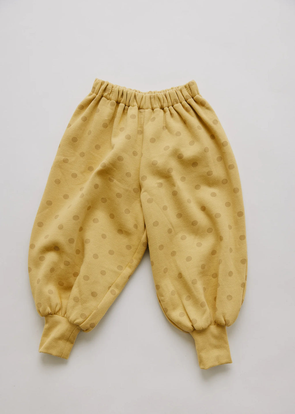 Murphy Honey Spot Jogger – Oversized Jogginghose – Honey – Claude & Co
