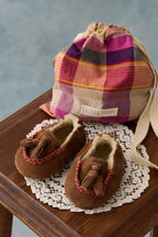 Baby slofjes Samsam - Suède leer - Tan - Louise Misha - productfoto