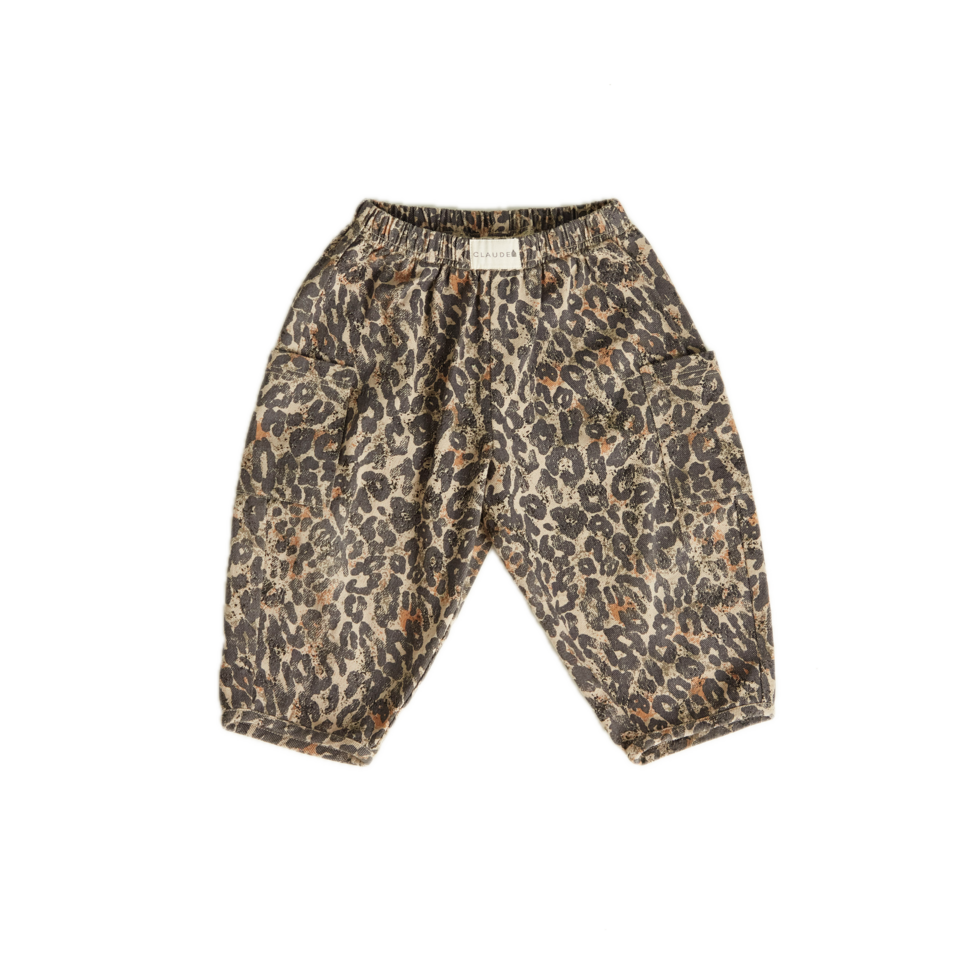 Emerson Leopard Trouser – Leopard oversized pants – 100% Organic Cotton – Claude & Co