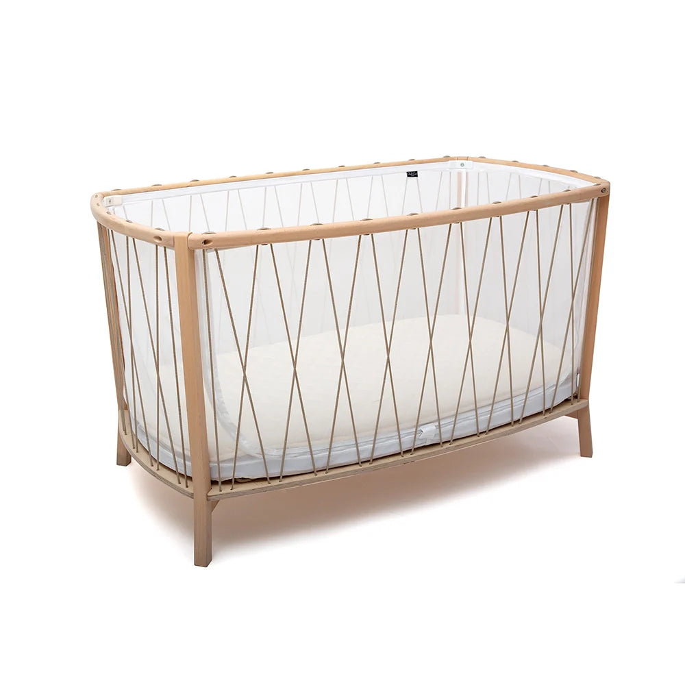 KIMI Evolving Baby Bed - Houten meegroei bed zonder spijlen 60x120 cm - Van 6 maanden tot 5 jaar - Charlie Crane - productfoto - afbeelding 2