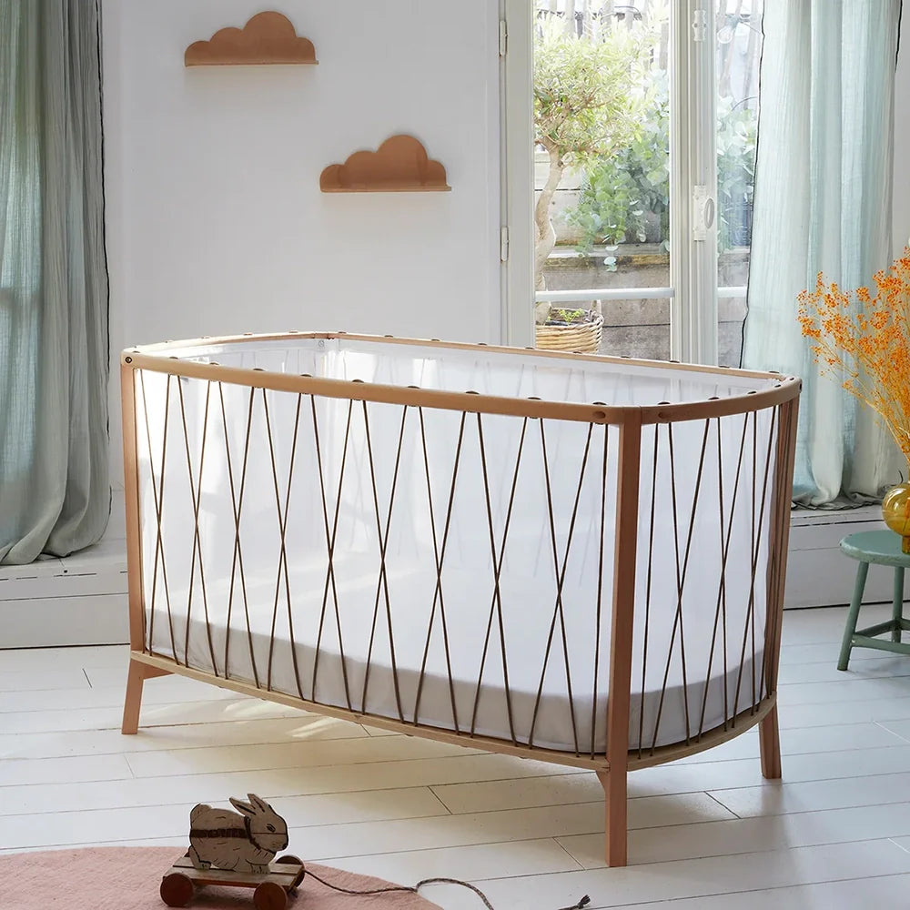KIMI Evolving Baby Bed - Houten meegroei bed zonder spijlen 60x120 cm - Van 6 maanden tot 5 jaar - Charlie Crane - productfoto - afbeelding 4
