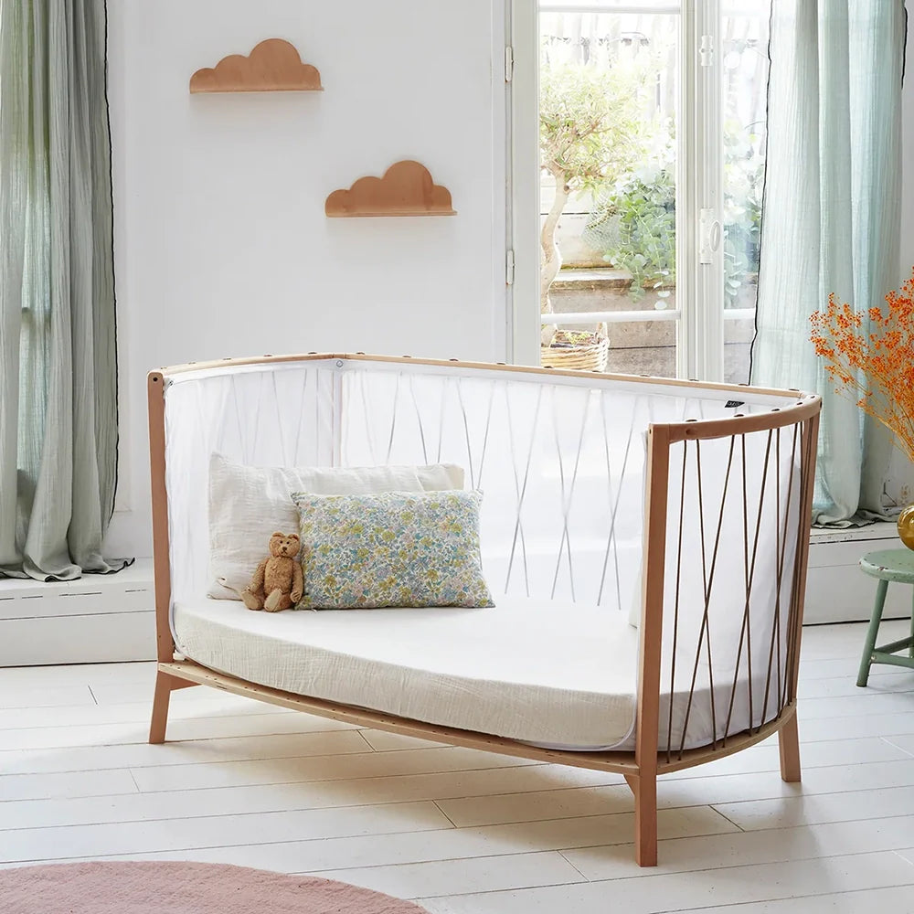 KIMI Evolving Baby Bed - Houten meegroei bed zonder spijlen 60x120 cm - Van 6 maanden tot 5 jaar - Charlie Crane - productfoto - afbeelding 5
