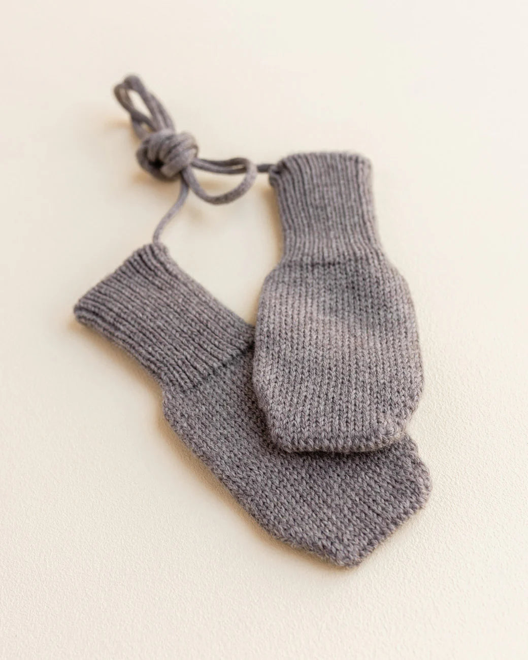 Wanten met koord - 100% extra fine Italiaanse merino wol - Hvid - otter