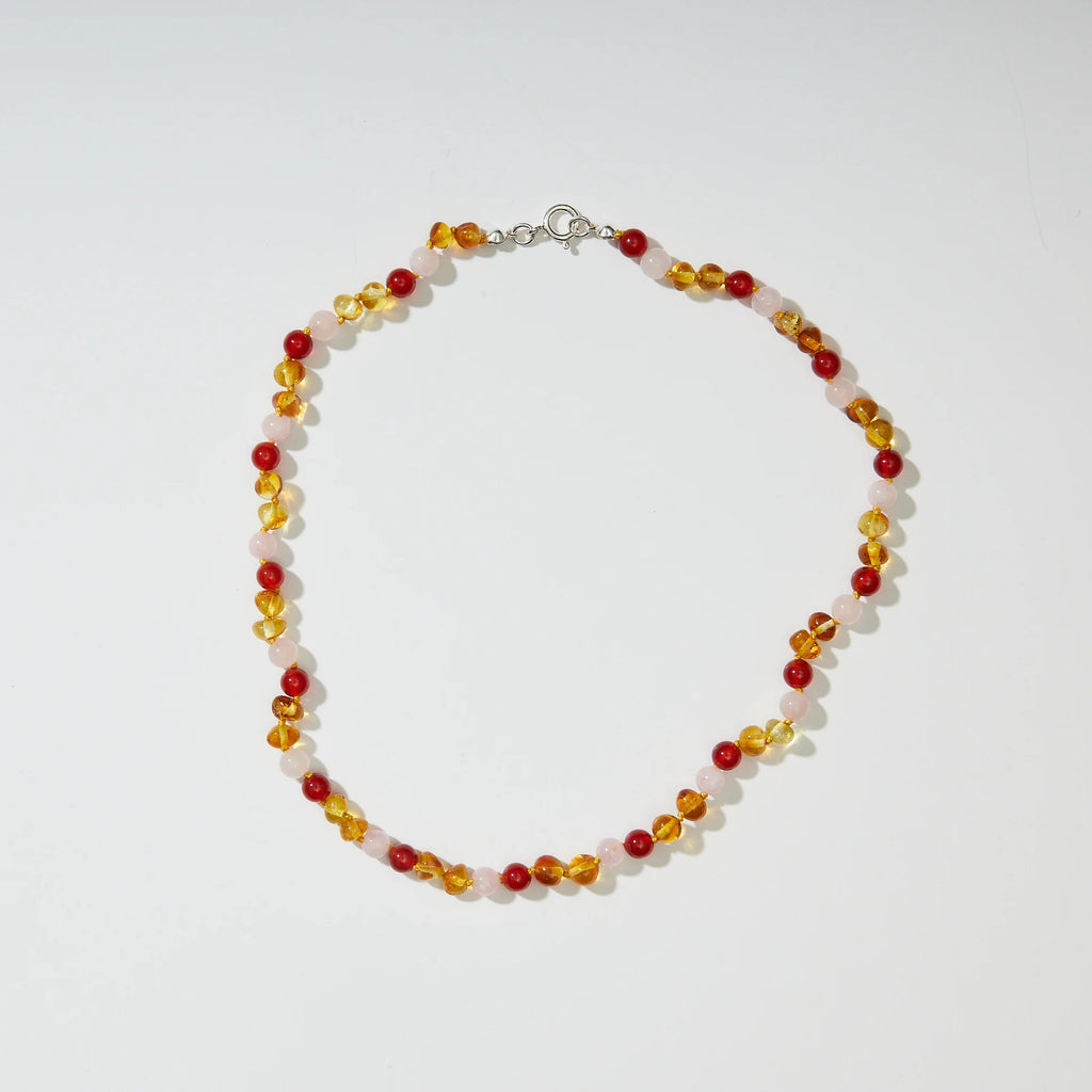 Sofie Adult Necklace – Women's necklace with amber, carnelian, and rose quartz – 925 silver clasp – Nirrimis