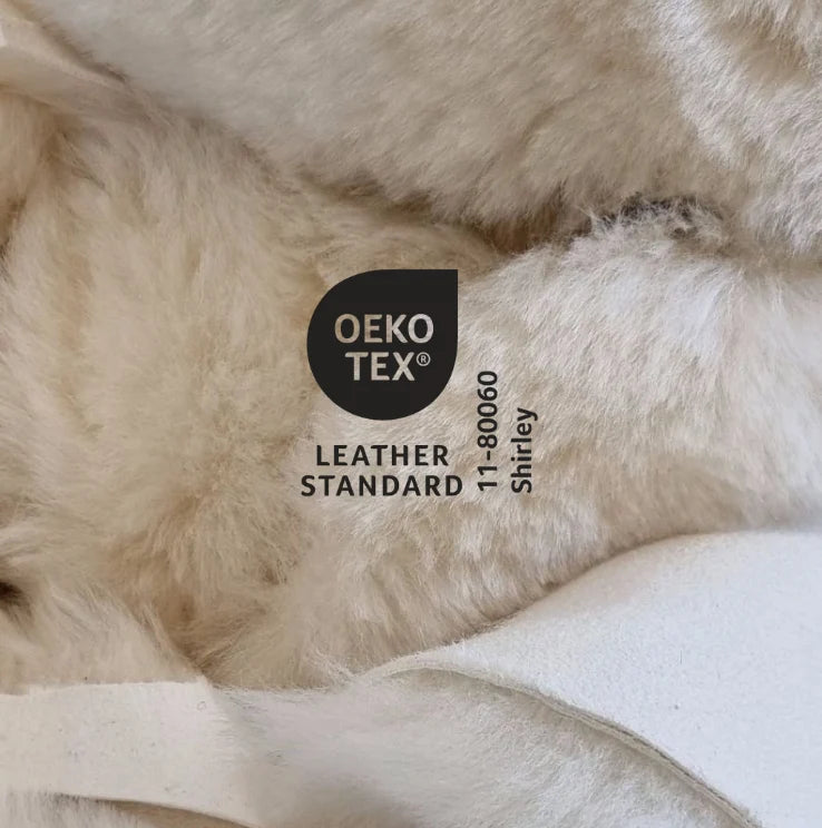 Pram mittens of Merino sheepskin - Noir + Toast - BINIBAMBA