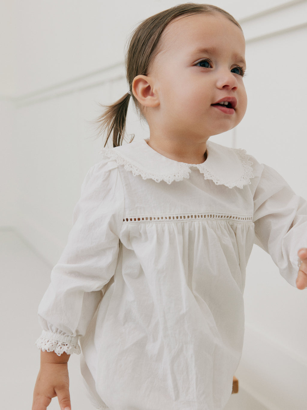 Romper BeaKB met kanten kraag - 100% katoen - Sofie Schnoor