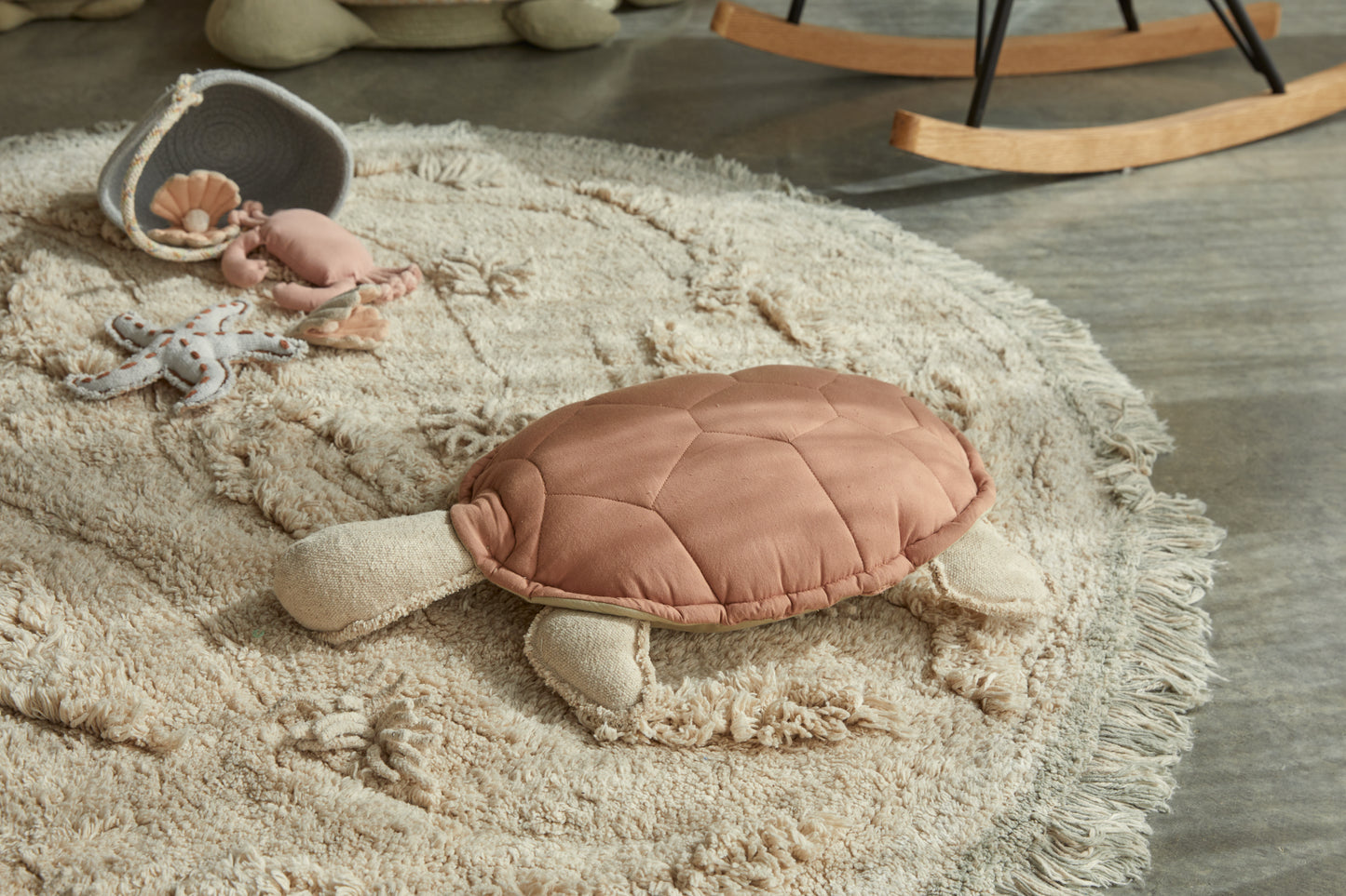 Cushion Turtle – Schildpadkussen – 30 × 45 cm – Lorena Canals