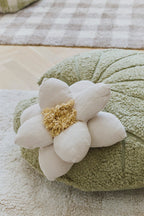 Floor Cushion Water Lily - Vloerkussen en poef - Matcha - 60 × 60 cm - Lorena Canals - productfoto - afbeelding 4