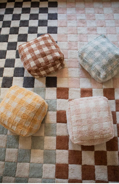 Pouf Vichy – Kinderpoef met ruitjes – Lorena Canals