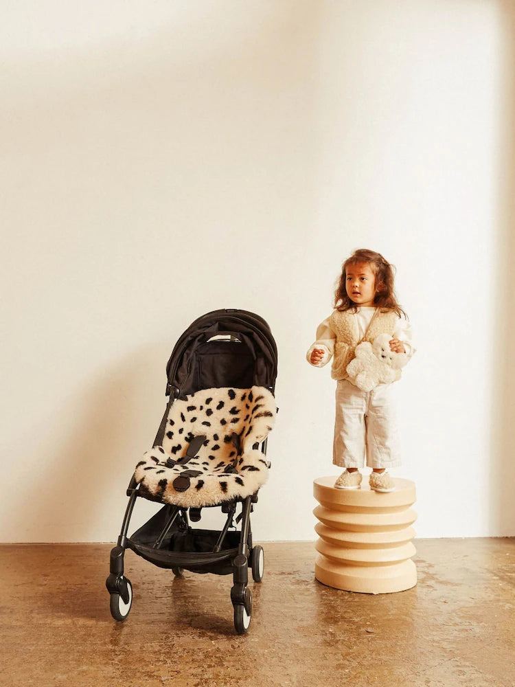 Merino wool stroller liner Snuggler® - Leopard Peanut - BINIBAMBA