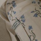 Baby Nest - Bellflower - Babylft - Biologisch katoen - Blauwe bloemen - Garbo & Friends - Garbo&Friends - productfoto - afbeelding 7