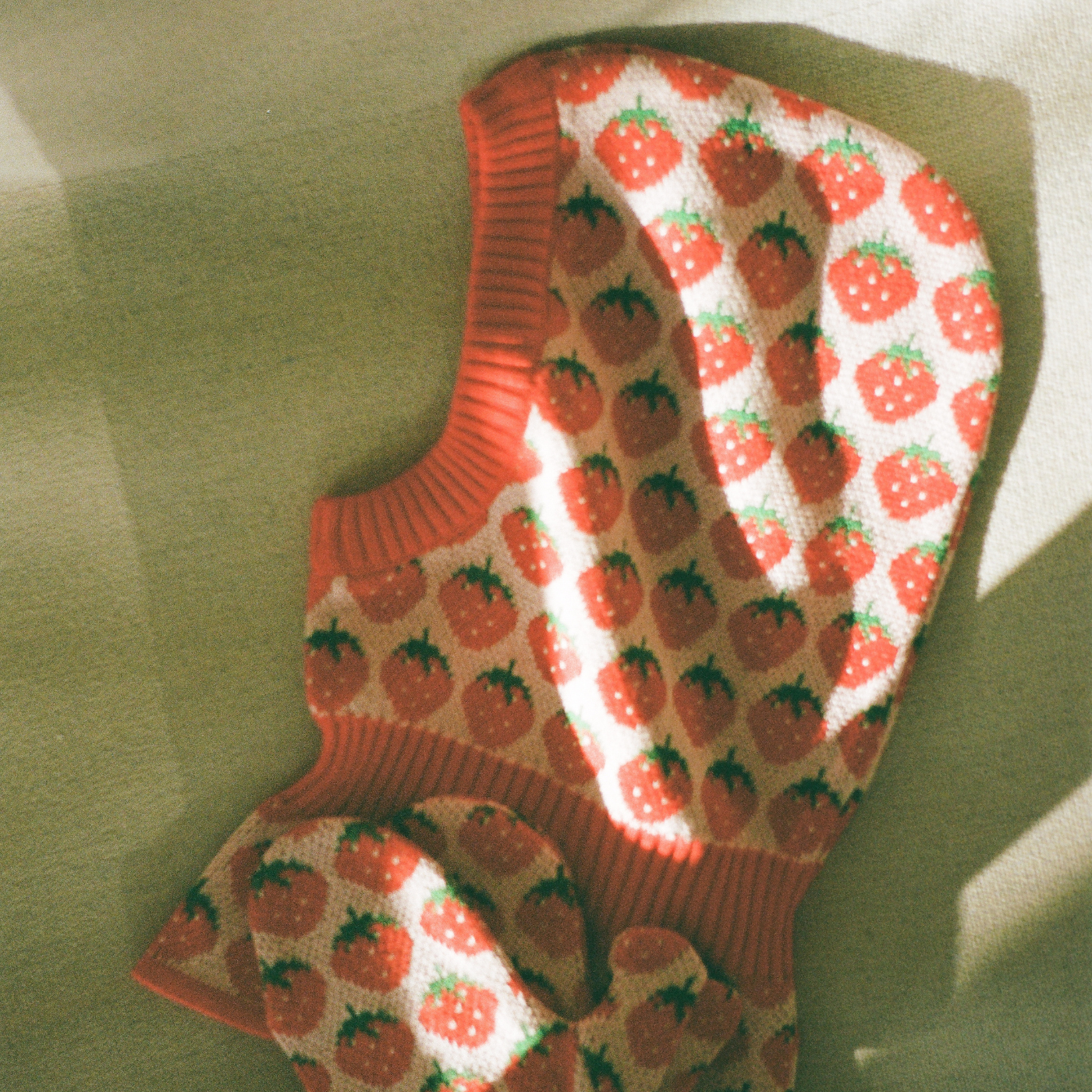 Gebreide balaclava Line – Blossom Pink Berry – 100% katoen – Flöss