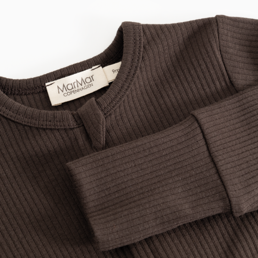 Baby boxpakje Rompy Zip met omslagvoetjes en wantjes - Biologisch katoen & modal - Dark Roast - MarMar Copenhagen - productfoto - afbeelding 5
