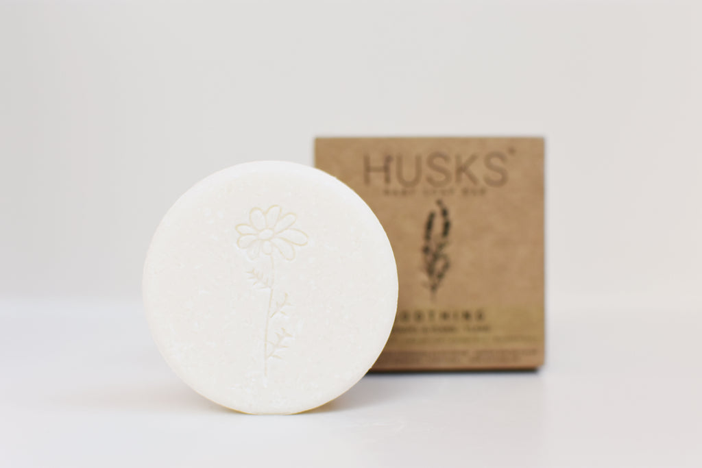 HUSKS - Baby Soap Bar - Soothing - Aromatherapeutisch - 100% natuurlijk - SLES vrij - zeep wit voor doosje