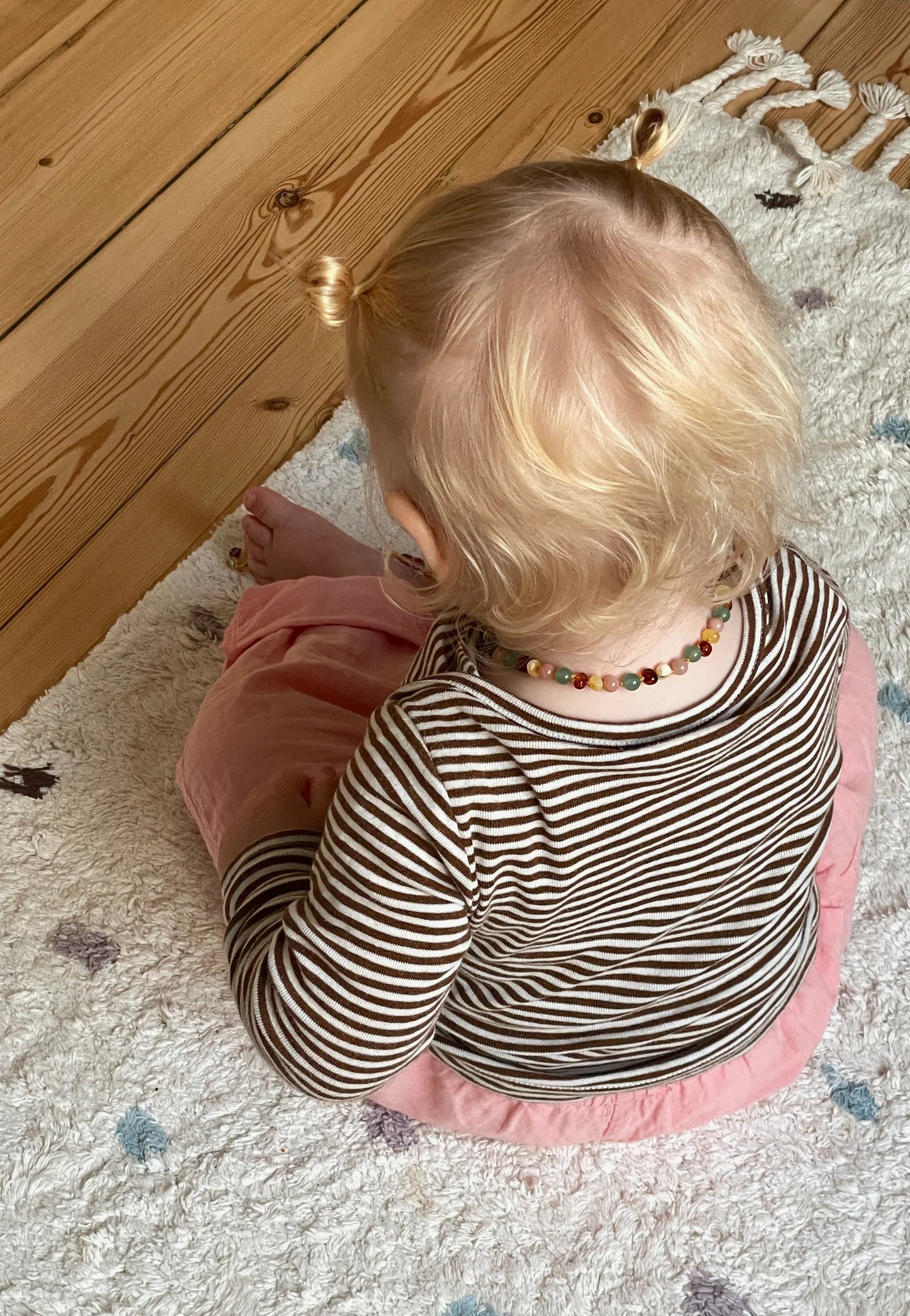 Bernstein- und Edelsteinkette - Lulu - 32 cm - Kinder 0-3 Jahre - Nirrimis