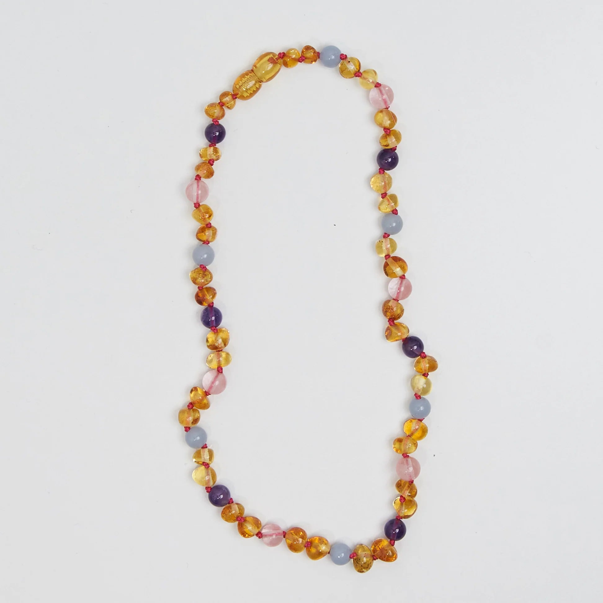 Barnsteen en edelstenen ketting - Bobbie - 32 cm - Nirrimis - productfoto