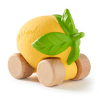 Speelgoedauto Lou the Lemon met garage & racebaan - 0+ jaar - Natuurrubber & FSC-hout - Oli & Carol - productfoto - afbeelding 7