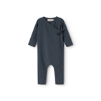 MarMar Copenhagen Rula Modal Overslag Boxpak Zacht Baby Jumpsuit met Wikkelsluiting TENCEL™ Modal & Biologisch Katoen navy blue donkerblauw