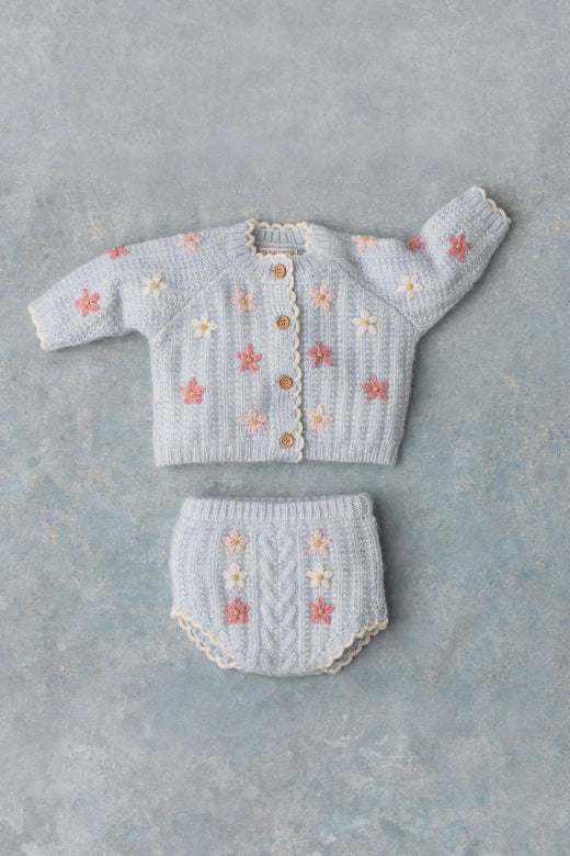 Top Bottom Mony – Gebreide Babyset Lichtblauw – Tencel & Alpaca Blend – Louise Misha
