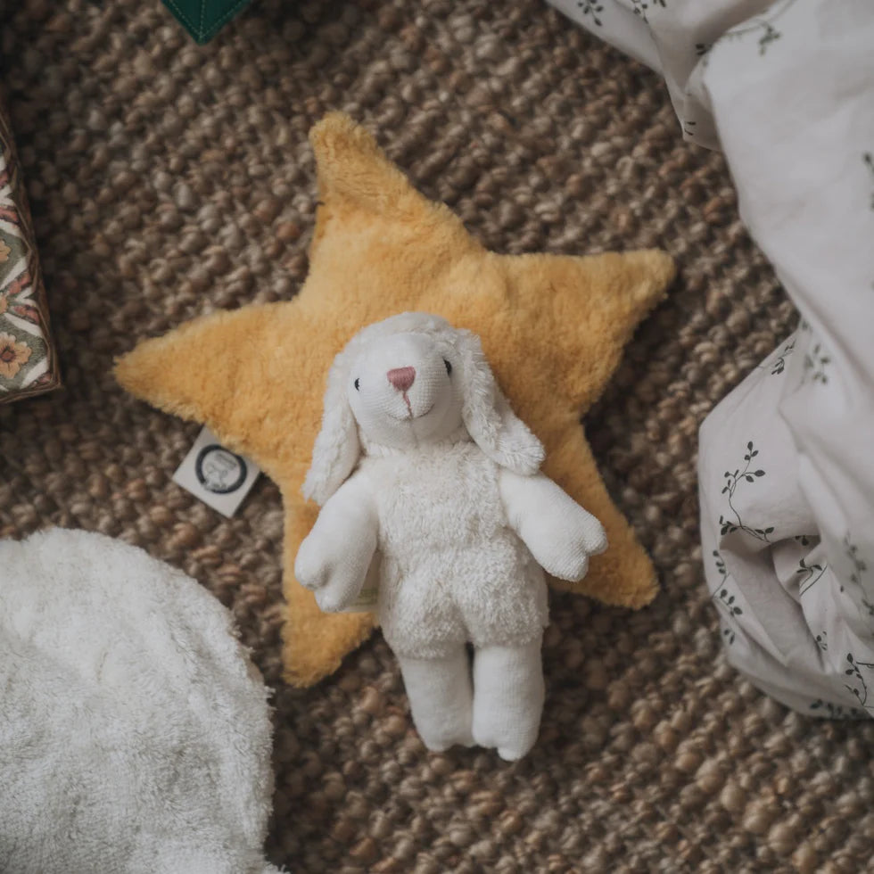 Baby knuffel schaap - biologisch katoen en schapenwol - Senger Naturwelt lifestyle