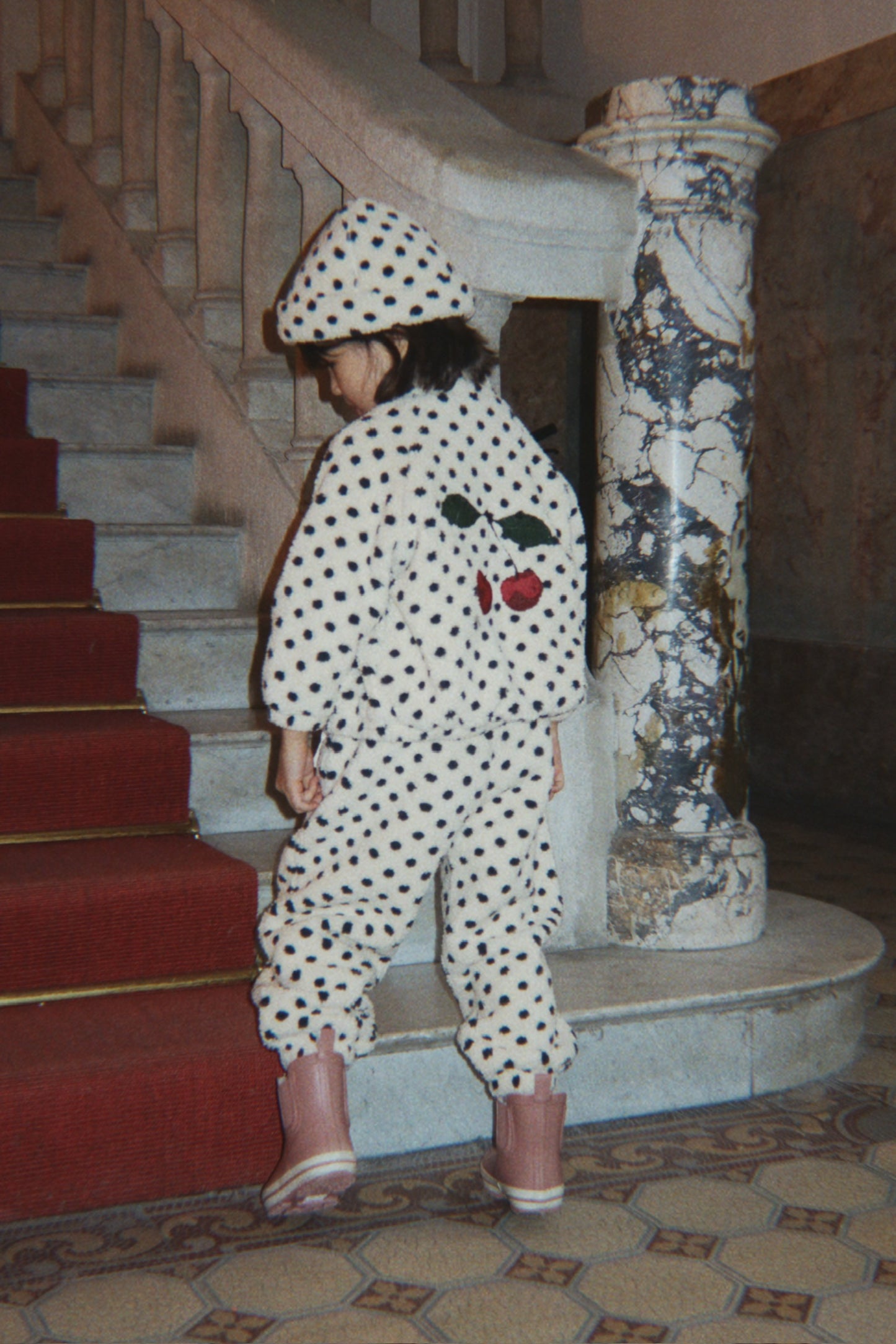 Teddy-Jacke - Jody Embroidery Teddy Jacket GRS - Polka dot/Cherry - Konges Sløjd